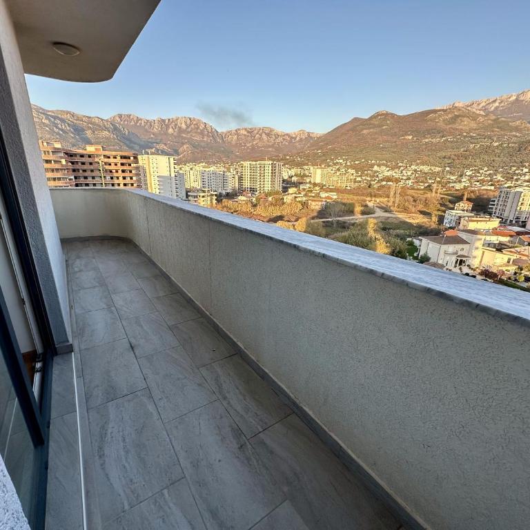 Alula Apartments - One-Bedroom Apartment - 29