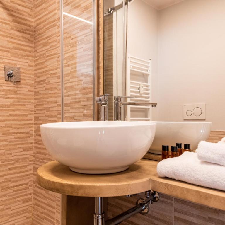 HelloCHALET - The Family Crest - Central Cervinia Apartment with Balcony e Mountain Views - Appartamento con 1 Camera da Letto e Balcone - 17