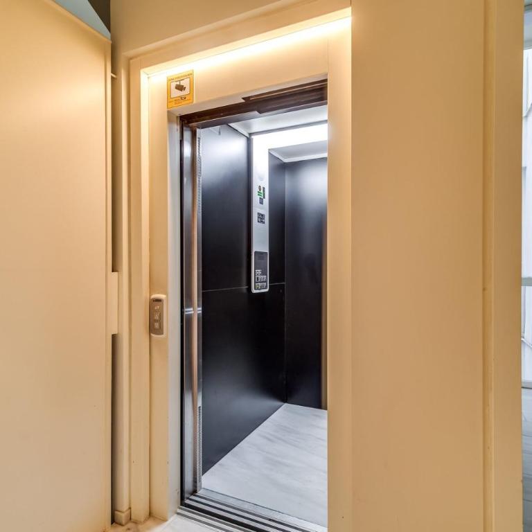 Guest Ready - Modern apartment by Barcelona Port - One-Bedroom Apartment - 35