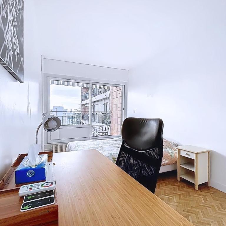 Bright family apartment near Nation - Apartment - 16