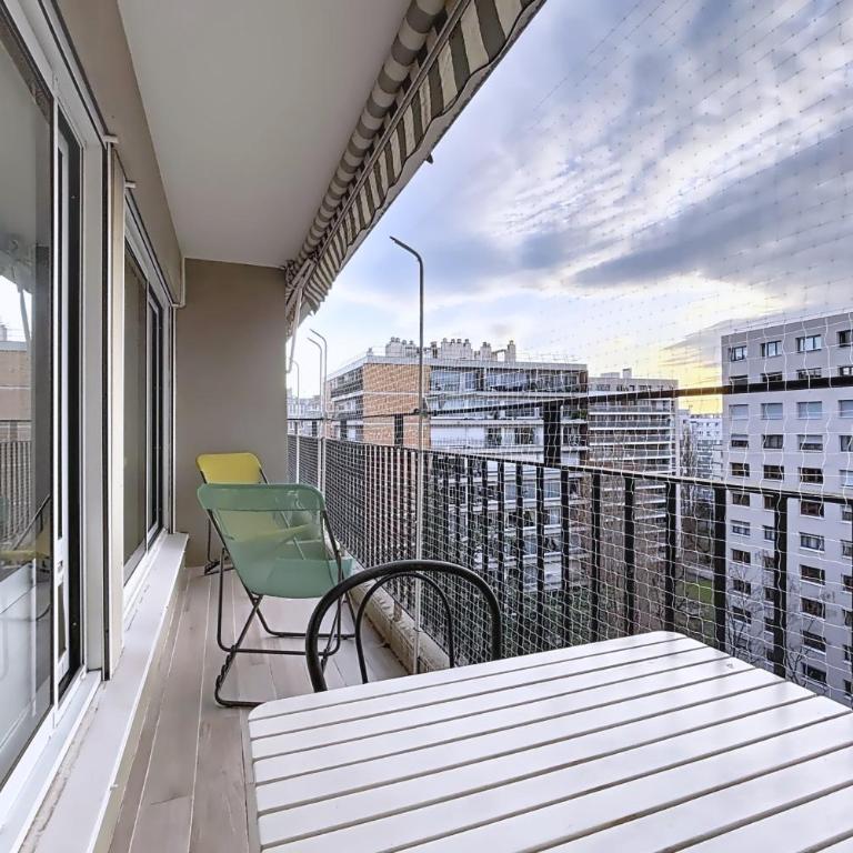 Bright family apartment near Nation - Apartment - 4