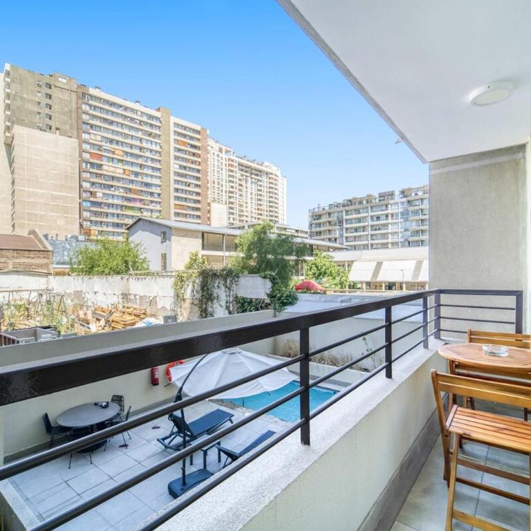 Central Isabel I - Modern apartment Pool, AC & Wifi - One-Bedroom Apartment - 8