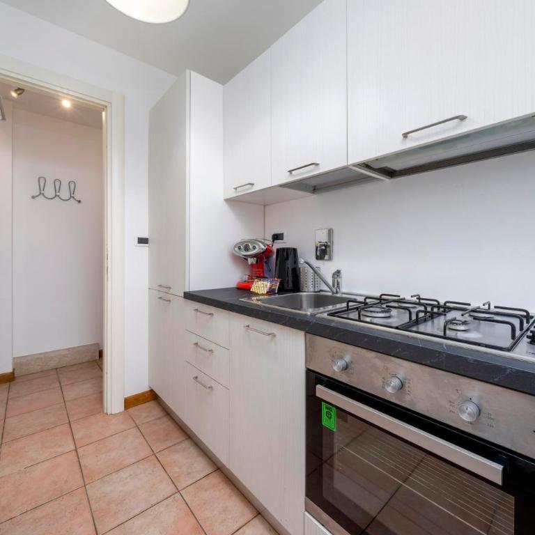 GuestHost - Cozy Stay Steps From the Center - Appartamento con 1 Camera da Letto - 11