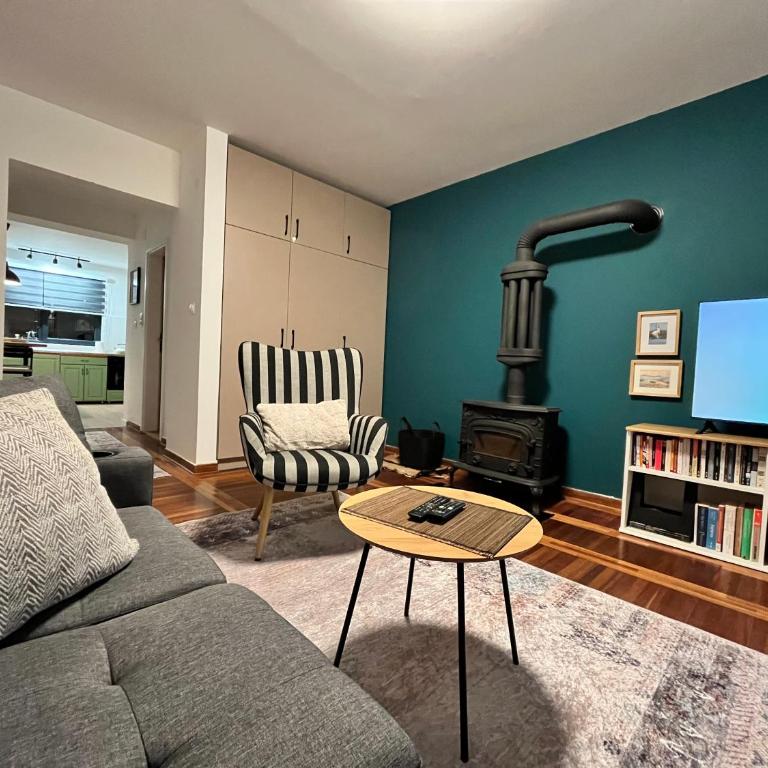 Chalet Pahulja - Two-Bedroom Superior Apartment - 2