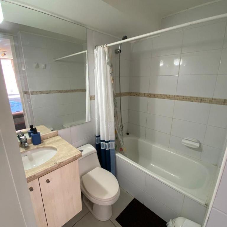 Moderno Departamento Viña centro - 2 dormitorios 2 baños - Piscina, Balcón y Estacionamiento - Two-Bedroom Apartment - 6