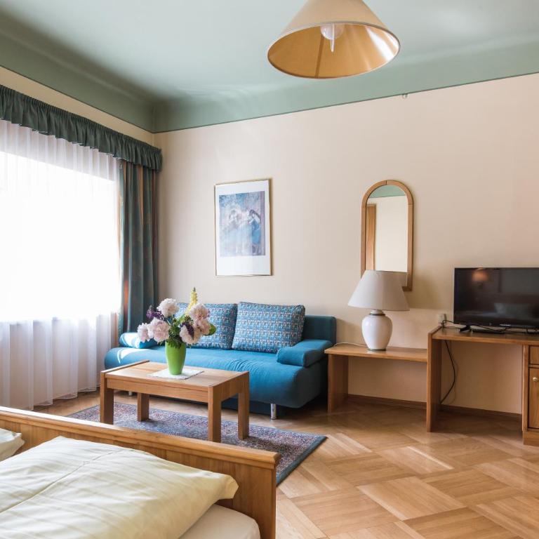 Hotel Post - Familienzimmer (2 Erwachsene + 2 Kinder) - 2