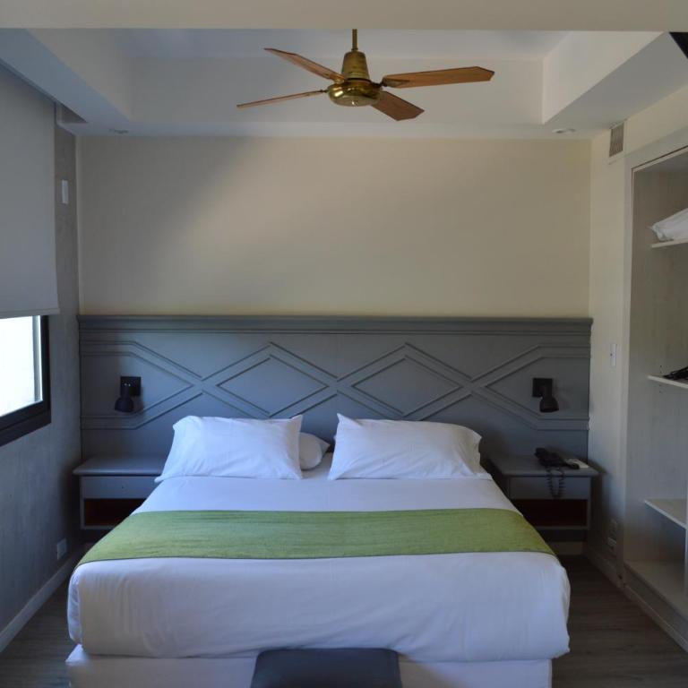 Hotel Internacional - Habitación Doble Executive - 3