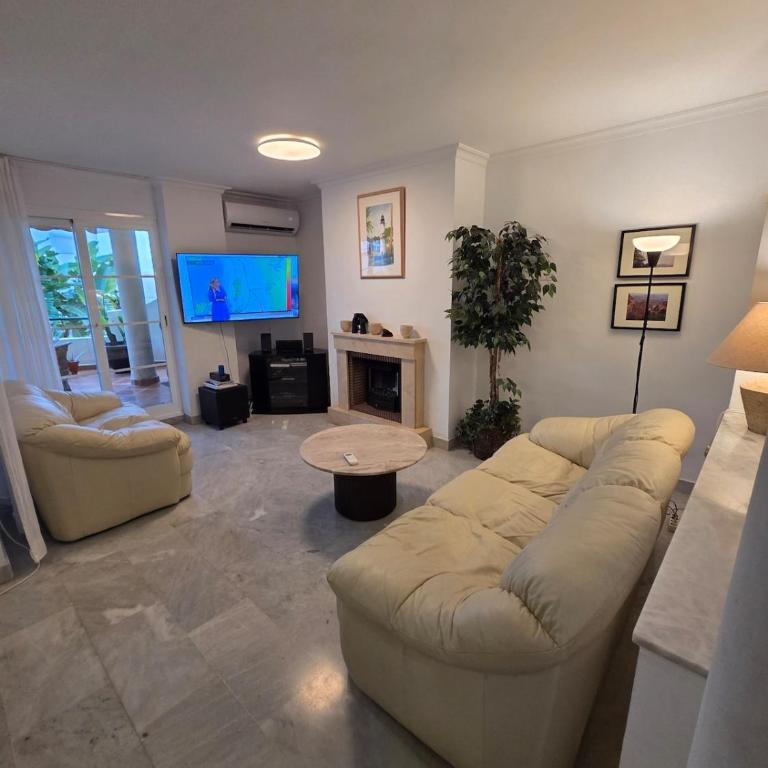 Puerto Banus Marbella stor lyxig duplex med garageplats - Apartamento - 32