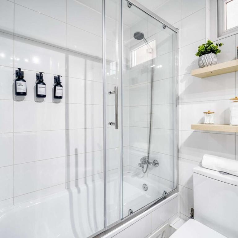 Urban Apartment with Pool, Wifi & AC near Metro Santa Isabel - Apartamento de 1 dormitorio - 13