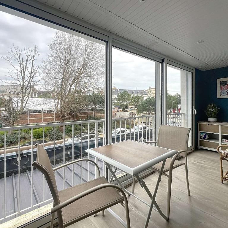 Quiberon : Appartement T3 54m² avec Parking en Centre-ville - FR-1-478-327 - Apartment - 2