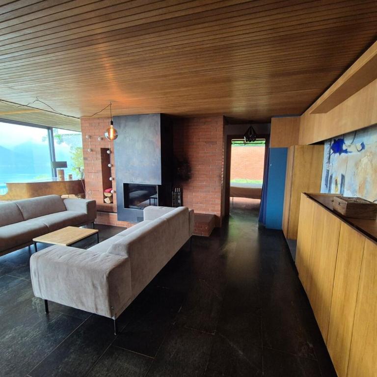 Architect house with gorgeous view lake & Wildlife - Villa - 10