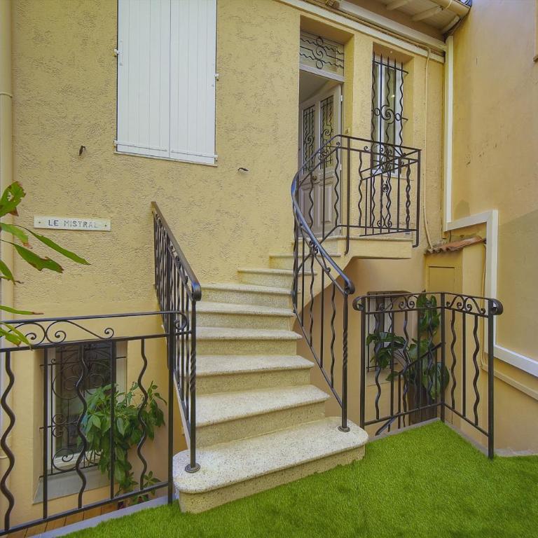 Lumineux 2 Chambres-BALCON-Stanislas Chic A2B264 - Appartement 2 Chambres - 23