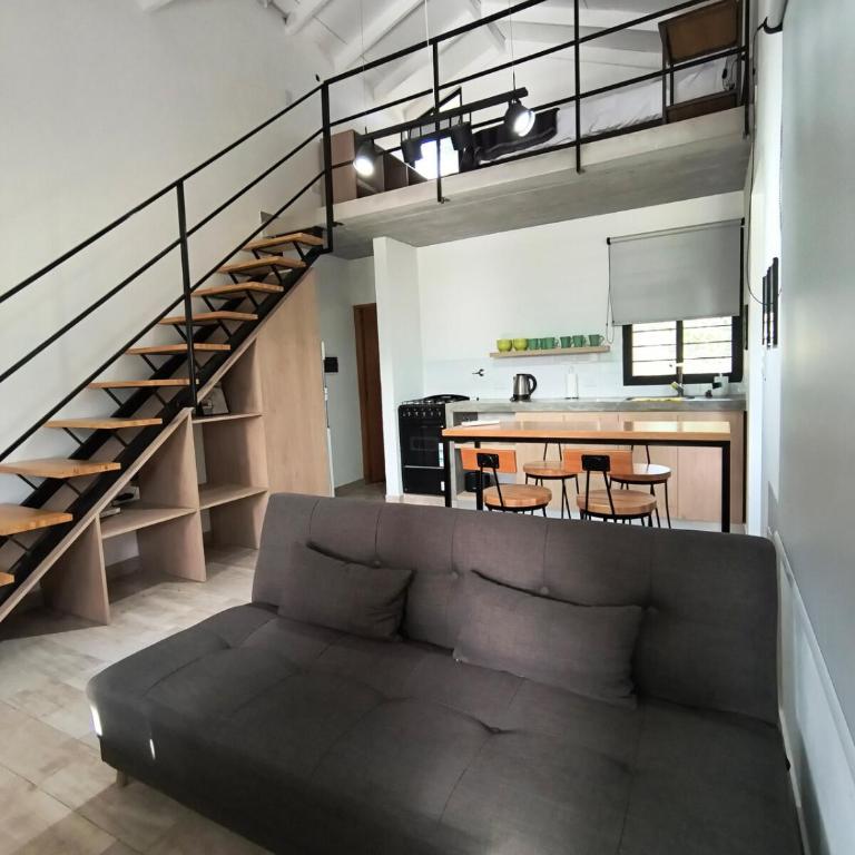 Tiny House rental with pool and patio facing the plaza - Casa de 2 dormitorios - 1