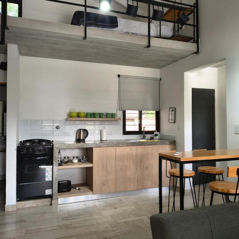 Tiny House rental with pool and patio facing the plaza - Casa de 2 dormitorios - 2