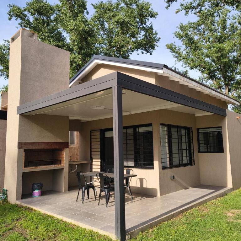 Tiny House rental with pool and patio facing the plaza - Casa de 2 dormitorios - 13