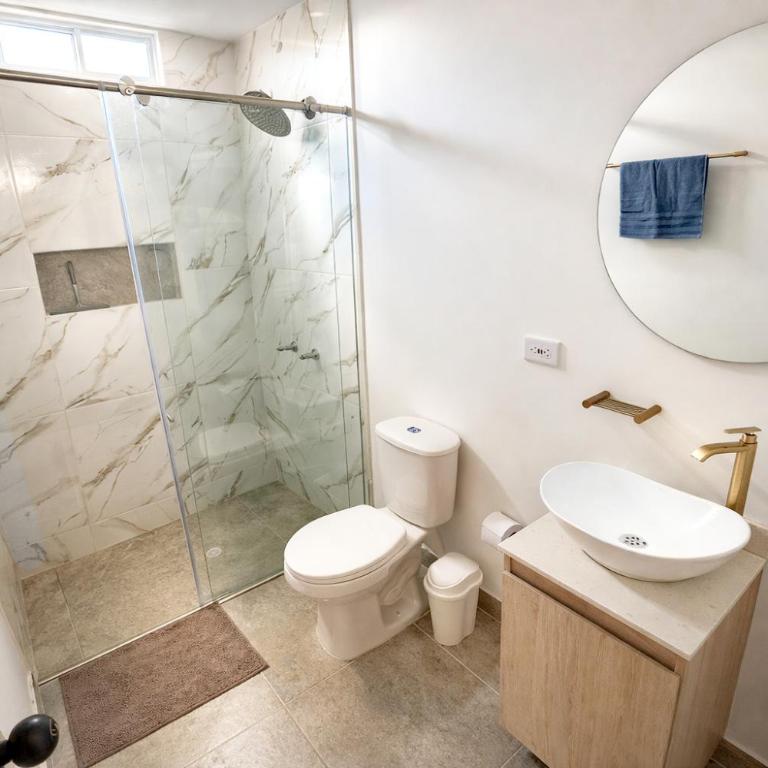 Despierta con vista a las montañas en Guadalupe, Dosquebradas - Apartamento de 2 dormitorios - 10