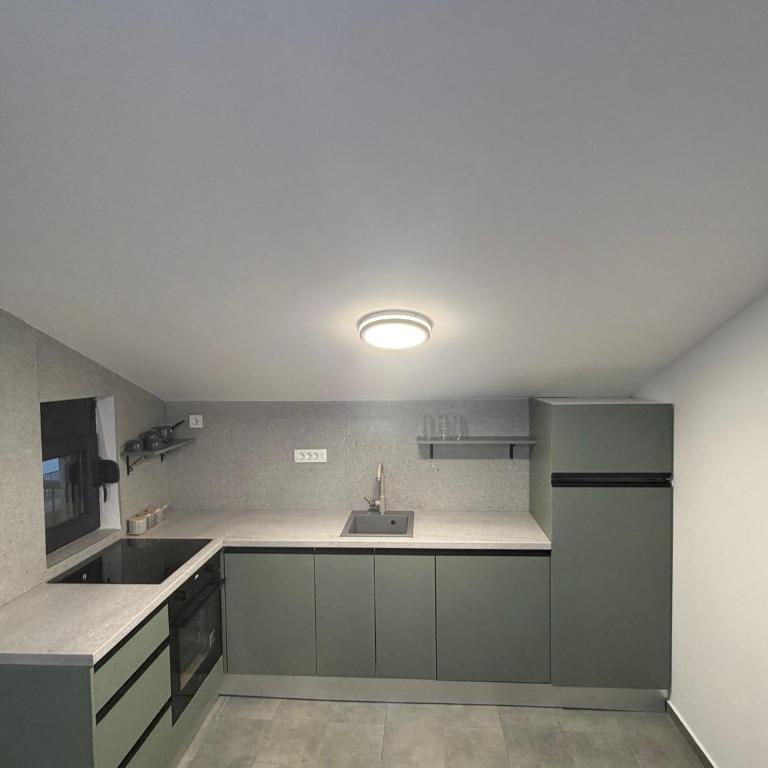 Apartments Svetlana, Igalo - One-bedroom Loft Apartment - 11