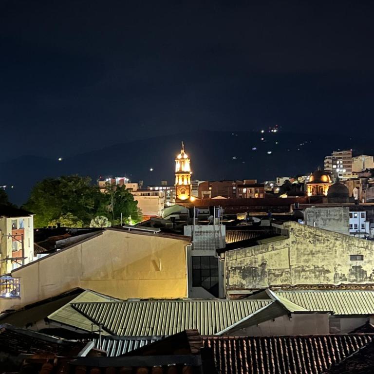 Apartamento central en San Gil - Apartamento de 3 dormitorios - 1