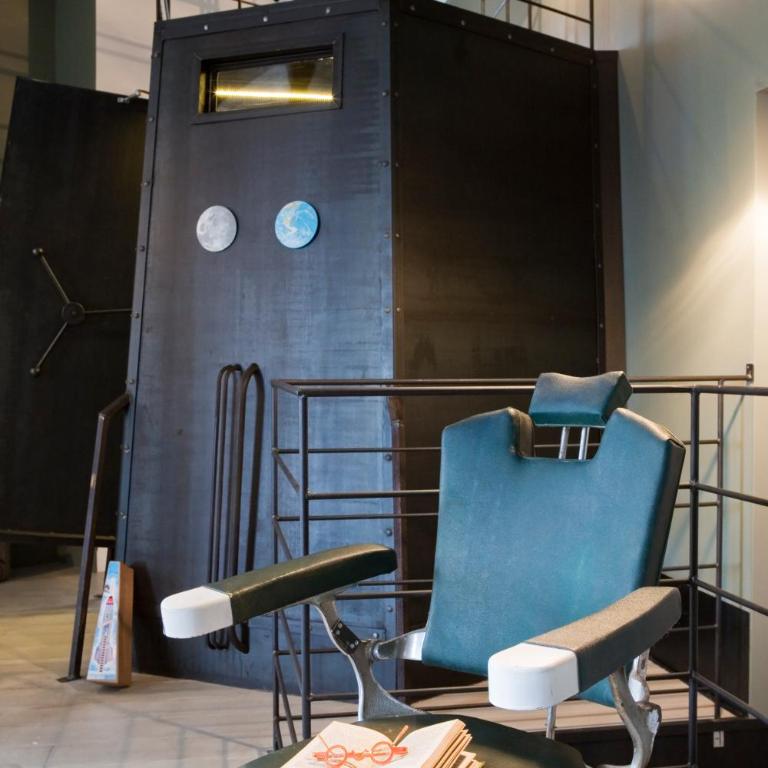 Unique à Nantes ! Surprenantes- Jules Verne - One-Bedroom Apartment De la Terre à la Lune - 32