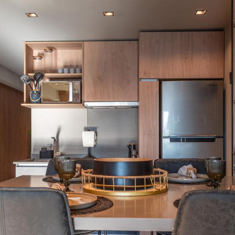 Lake Inn - Departamentos con costa de Lago - Estudio Deluxe con cama grande - 3