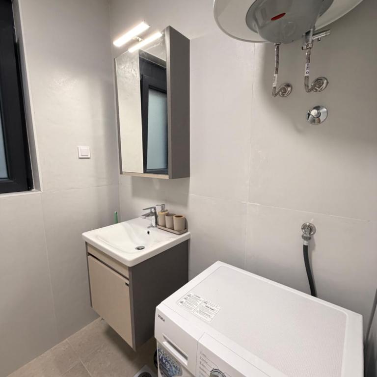 Apartments Svetlana, Igalo - One-Bedroom Apartment with Terrace - 3