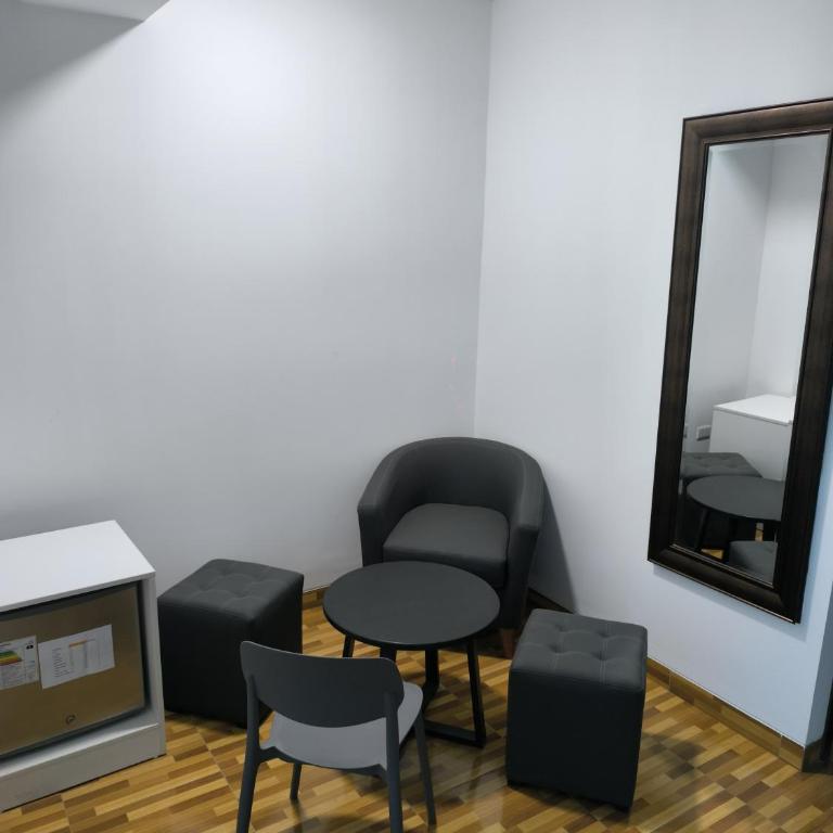Hotel Belle Maison - Standard Suite - 2