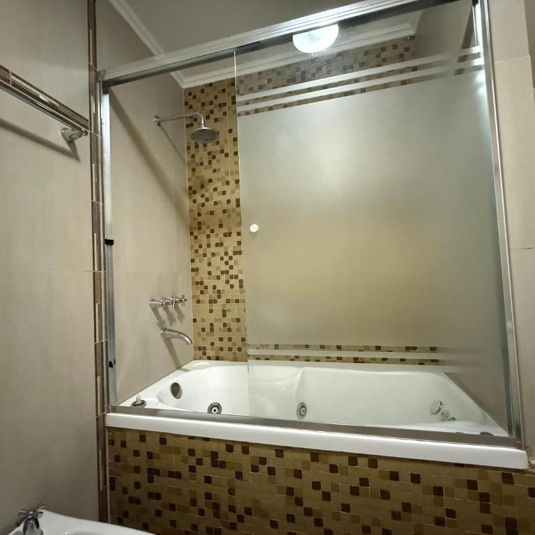 Los Lagos Hotel - Suite Deluxe con bañera de hidromasaje - 6