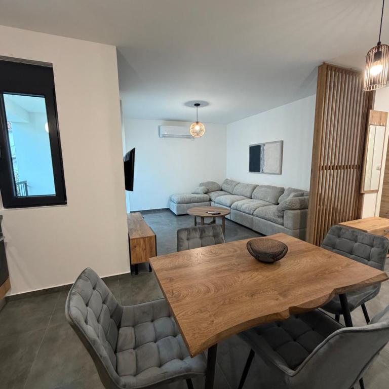 Apartments Svetlana, Igalo - Two-Bedroom Apartment with Balcony - 15