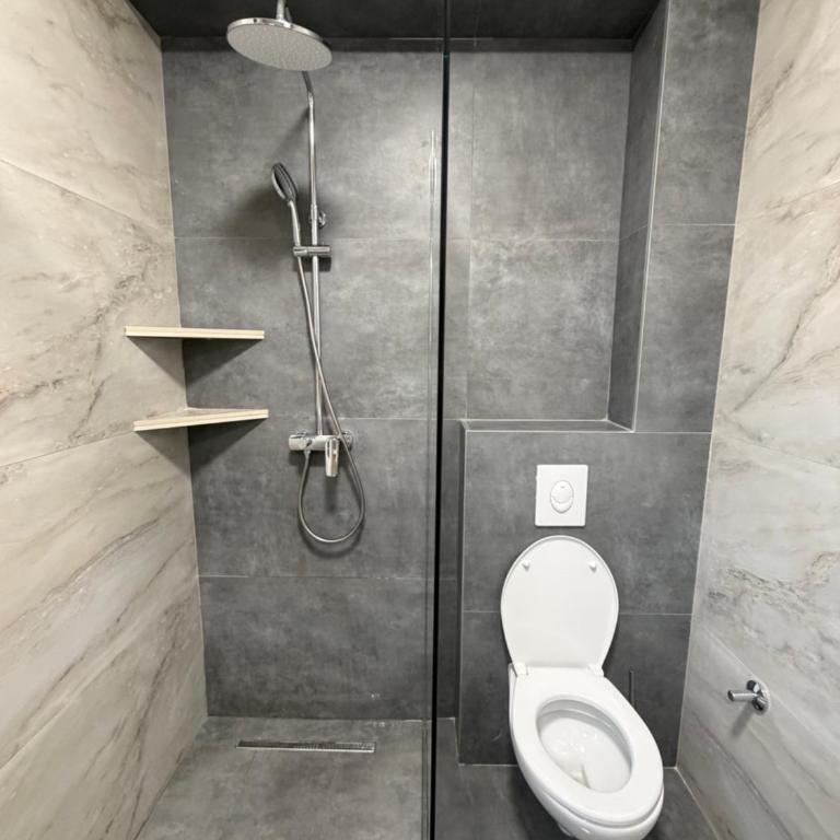 Apartments Svetlana, Igalo - Two-Bedroom Apartment with Balcony - 5
