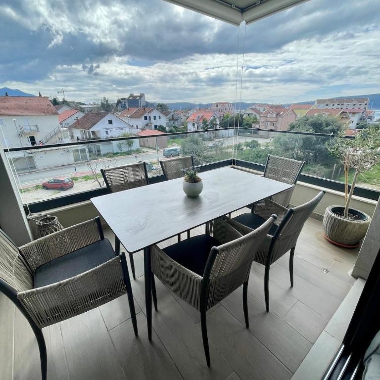 Apartment Zoe - Three-Bedroom Apartment - 18