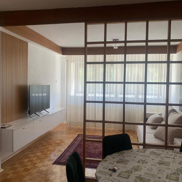Slobo- stan na dan - Apartman sa 2 Spavaće Sobe - 12