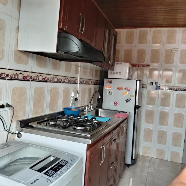 Apartamento cerca del aeropuerto - Apartamento de 2 dormitorios - 27