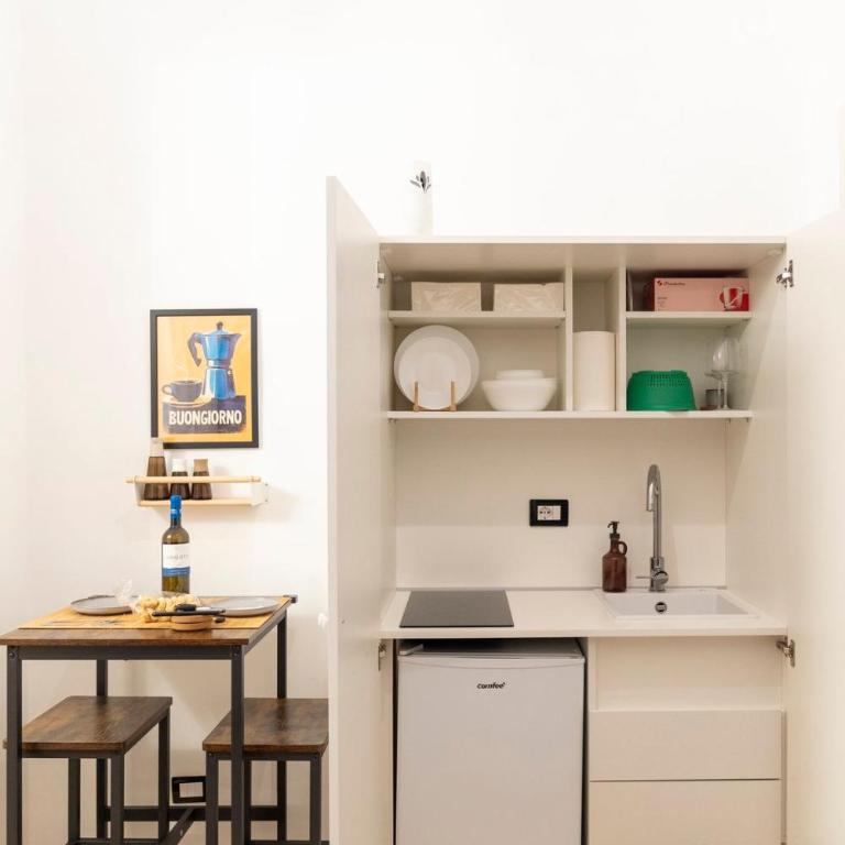Bari Little Gem - Cozy Apartment in Bari City Center - One-Bedroom Apartment - 5