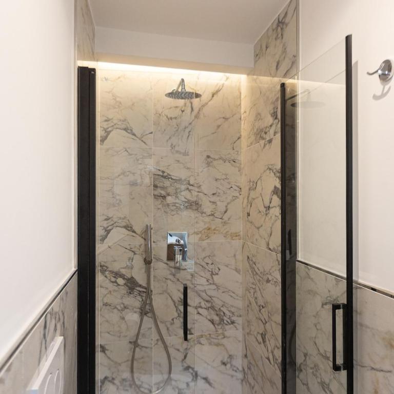 Vatican Luxury Flat 3 Suites with Kitchen - Appartamento con 3 Camere da Letto - 25