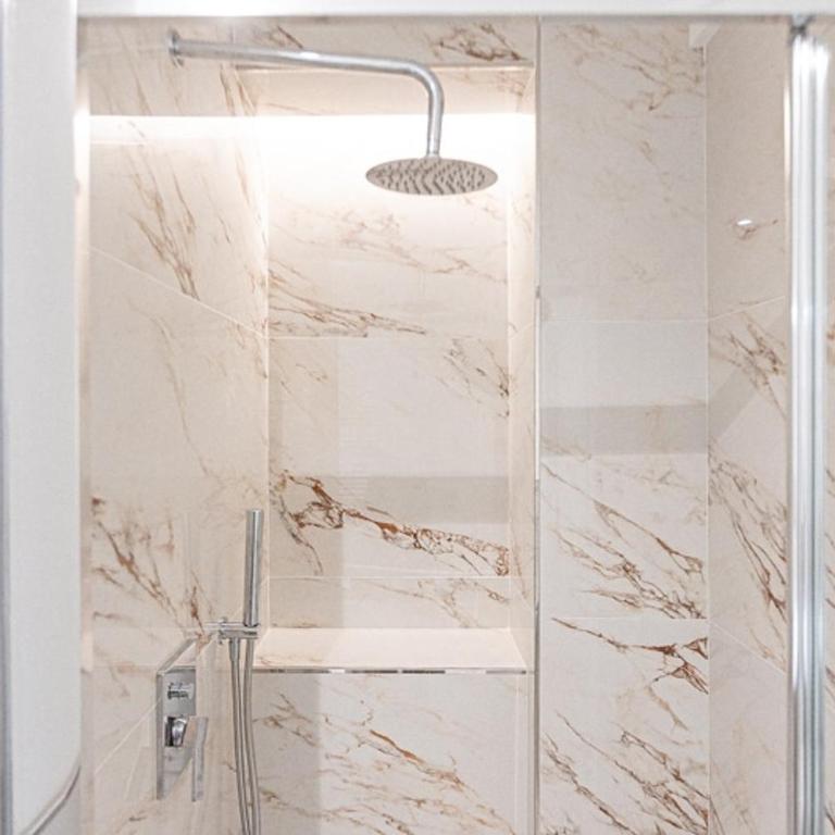Vatican Luxury Flat 3 Suites with Kitchen - Appartamento con 3 Camere da Letto - 55