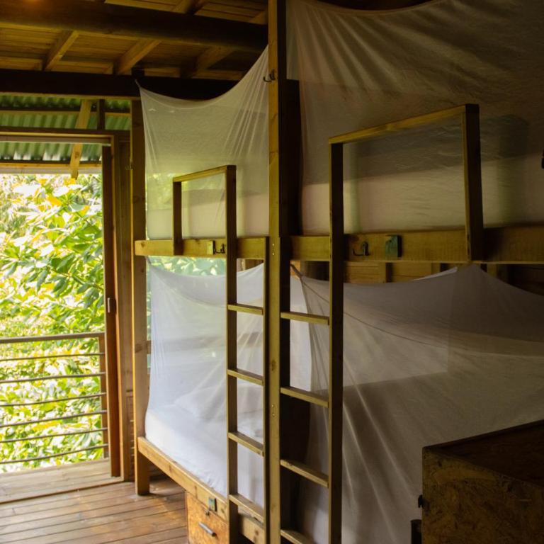 Mendihuaca Surf Camp - Cama en habitación compartida mixta de 8 camas - 9