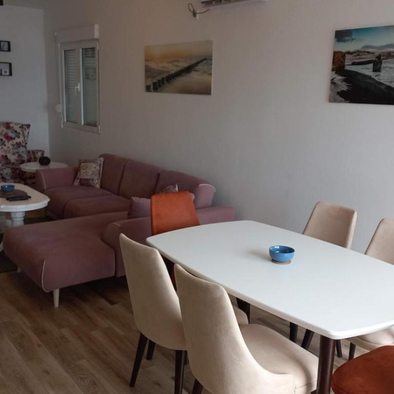 Apartmani Novi - Apartman sa 3 Spavaće Sobe - 4