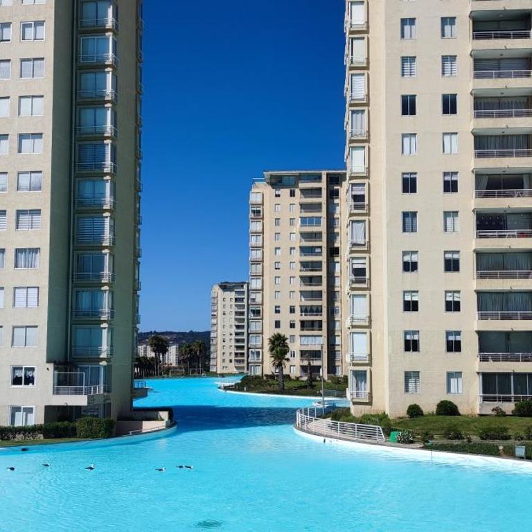 Depto Laguna Vista Hermoso Comodo Familiar - Apartamento de 3 dormitorios - 2