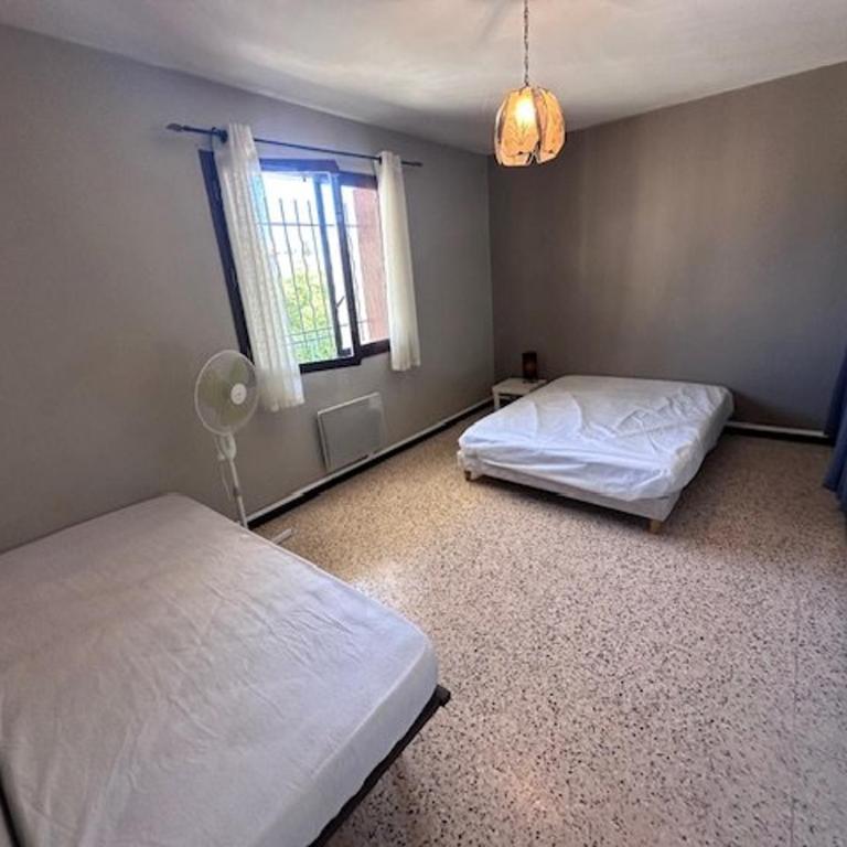 Appartement spacieux 3 pièces, terrasse et parking privé, 7 couchages - FR-1-731-148 - Apartment - 12