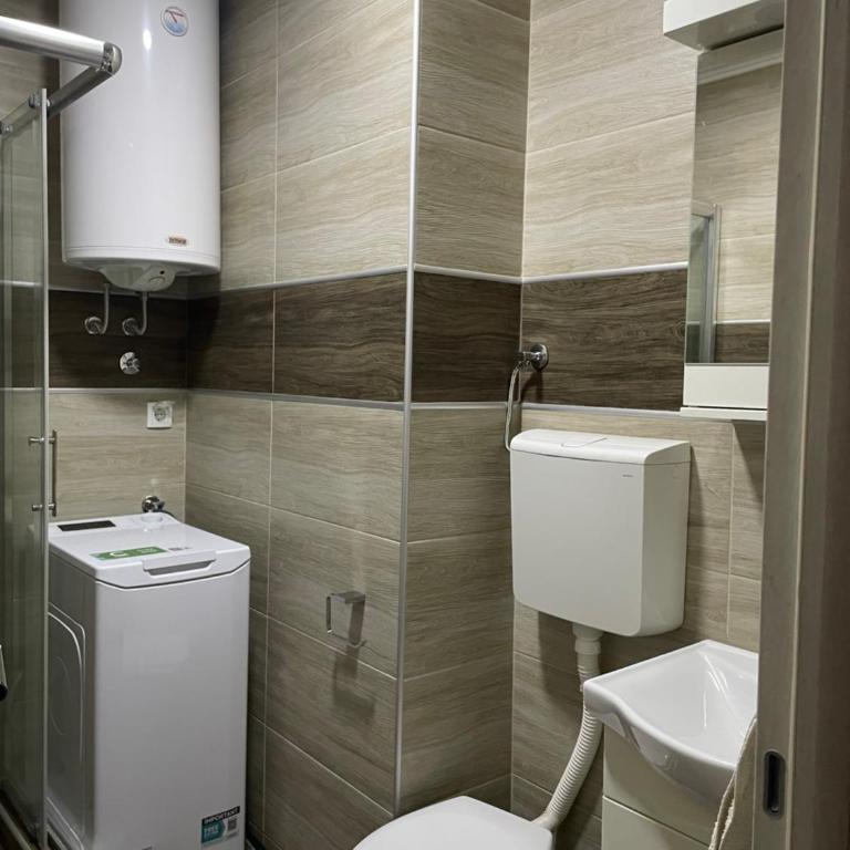 Apartman Ema - Two-Bedroom Apartment - 8
