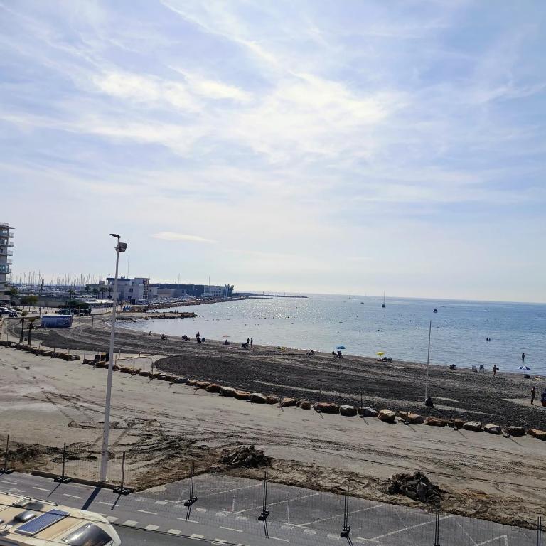 Front Sea Santa Pola - Apartamento de 3 dormitorios - 57
