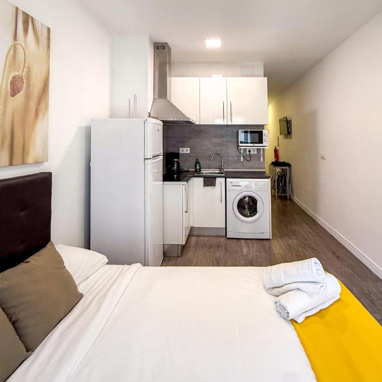 Comodo Aparta Estudio en Ronda de Valencia A4 - Apartamento Estudio - 16