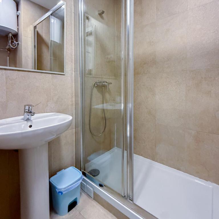 Comodo Aparta Estudio en Ronda de Valencia A4 - Apartamento Estudio - 24