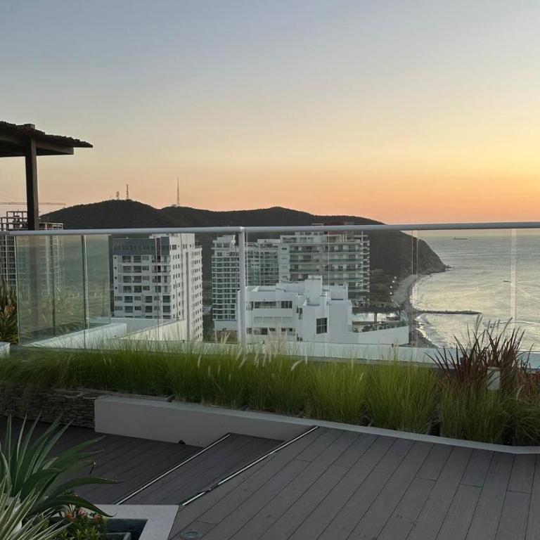 Apto con vista al mar, piscinas, Jacuzzis y Club de Playa en Reserva del Mar - Apartment with Sea View - 12