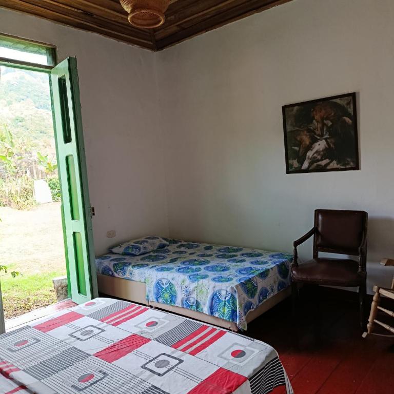 Koniminto - Habitación Doble con baño privado - 2 camas - 1