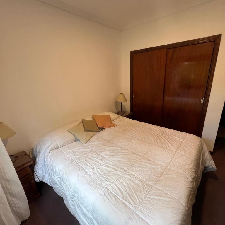 Check and Home - Alvear - 4 Huéspedes en Zona Güemes con Patio y Cochera - Apartamento de 1 dormitorio con jardín - 7