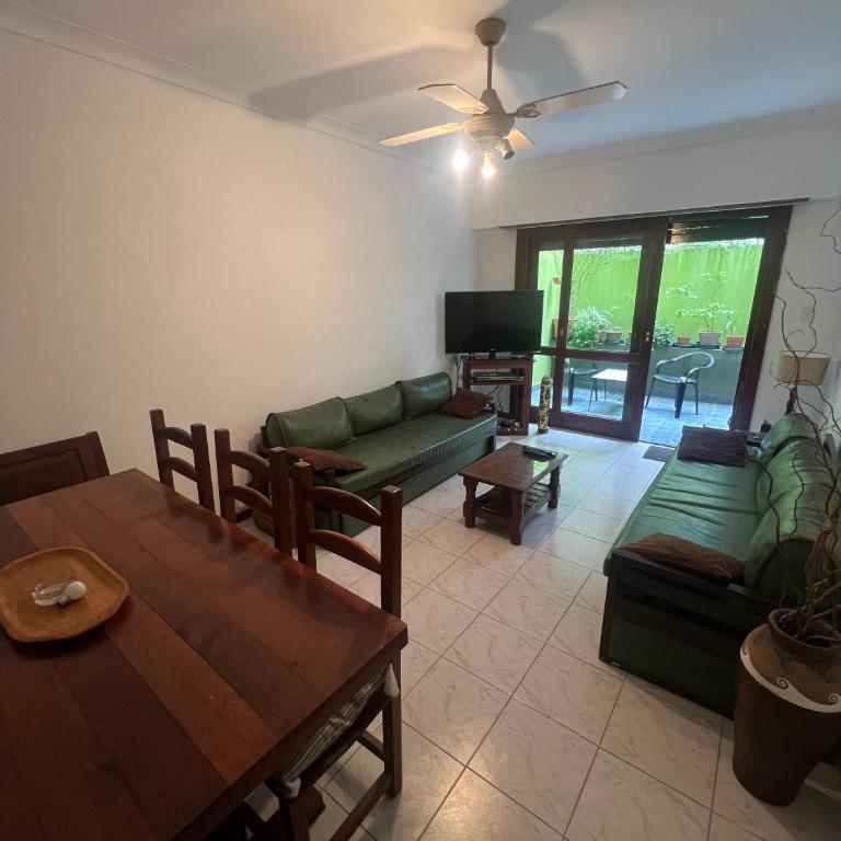 Check and Home - Alvear - 4 Huéspedes en Zona Güemes con Patio y Cochera - Apartamento de 1 dormitorio con jardín - 12