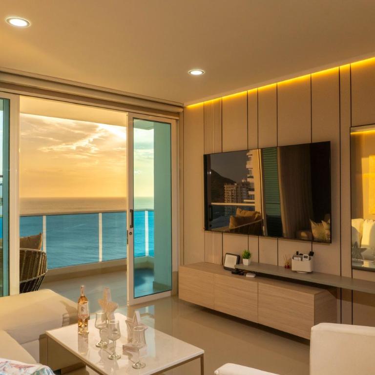 Apto con vista al mar, piscinas, Jacuzzis y Club de Playa en Reserva del Mar - Apartment with Sea View - 2