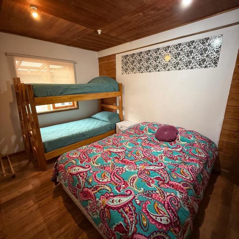 Hostal Route 5 - Family Room - 1
