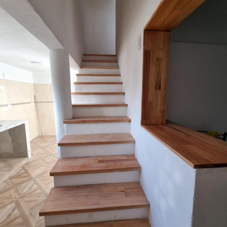 El Solar - Three-Bedroom House - 8